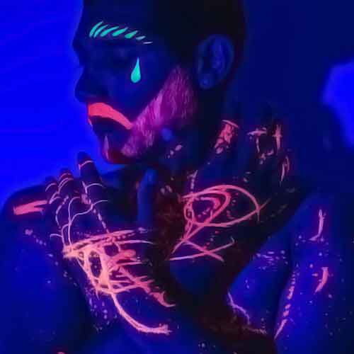 一秒发1000条手机号的软件